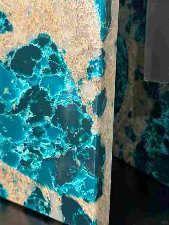 微信图片_20240708152210.png 被问爆的风靡设计圈的天然透光奢石