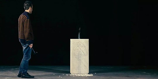 意大利大理石洗手台制作揭秘：竟然是这么敲出来的，太神奇了！