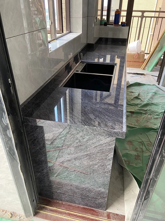 做了8年装修，终于搞清楚了厨房台面该怎么选