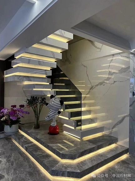 楼梯悬空石材踏步应该怎么做？完美衔接上下楼