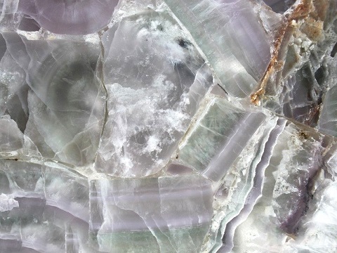 "玉石之尊：揭秘为何玉石成为石材中的无上王者"