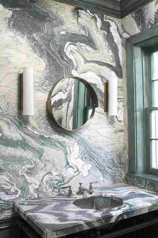 "玉石之尊：揭秘为何玉石成为石材中的无上王者"