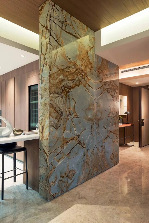 "玉石之尊：揭秘为何玉石成为石材中的无上王者"