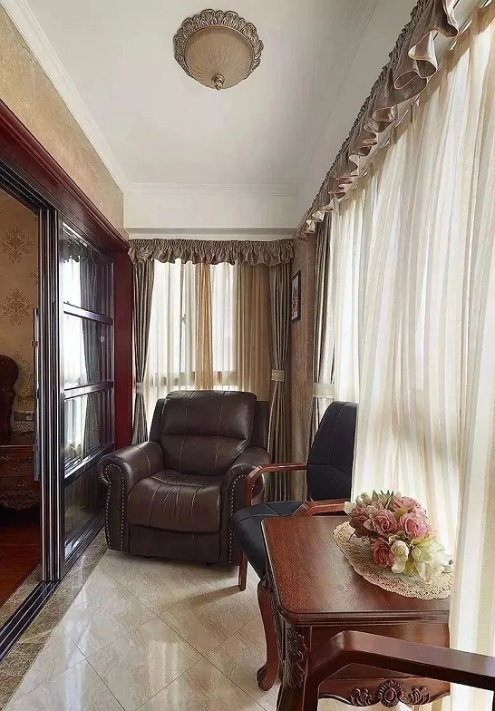 地铺大理石还是贴地砖？全面分析对比，看完不再纠结！