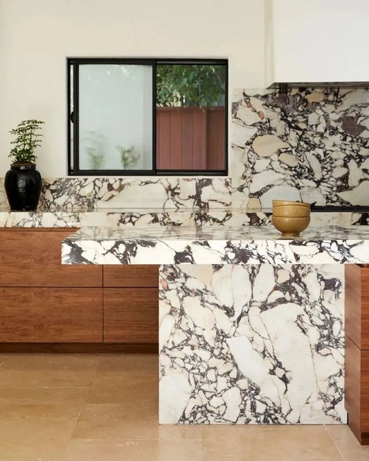 “爆款”宝格丽大理石，各种风格都能打造