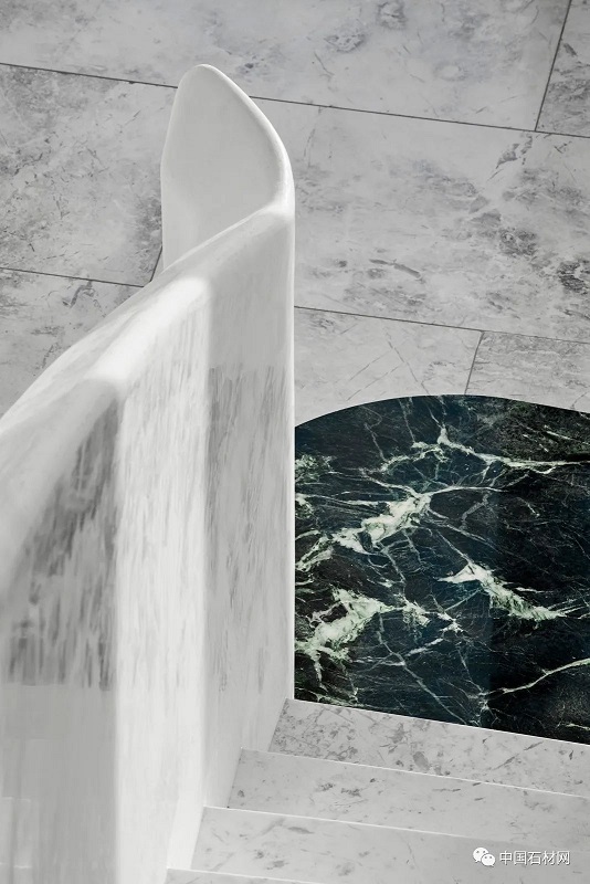 微信图片_20231226143012.jpg 墨尔本别墅 | 大理石以光影打造空间