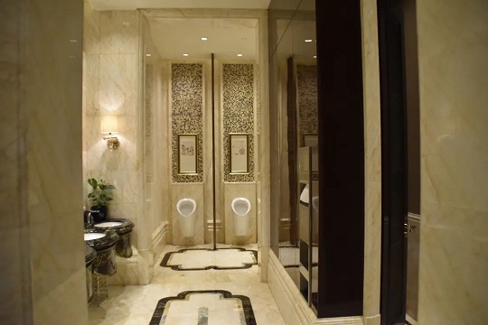 中国首家“七星级”酒店，大理石几乎全覆盖