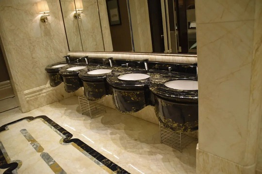 中国首家“七星级”酒店，大理石几乎全覆盖