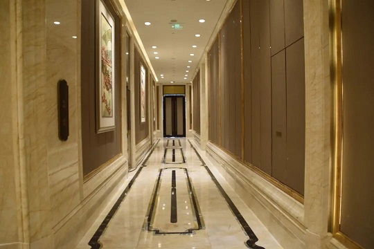 中国首家“七星级”酒店，大理石几乎全覆盖