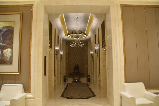 中国首家“七星级”酒店，大理石几乎全覆盖