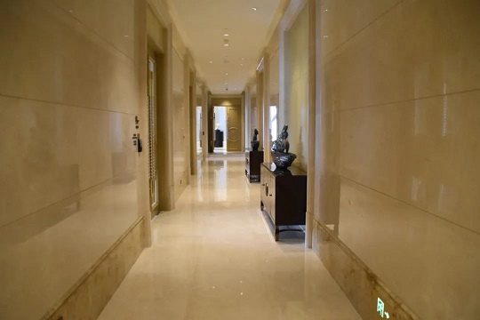 中国首家“七星级”酒店，大理石几乎全覆盖
