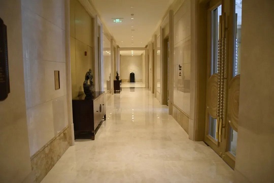 中国首家“七星级”酒店，大理石几乎全覆盖