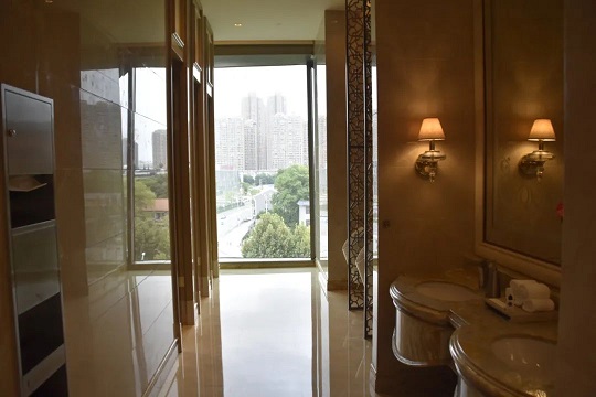 中国首家“七星级”酒店，大理石几乎全覆盖