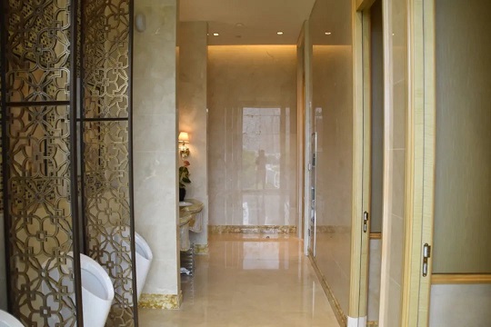 中国首家“七星级”酒店，大理石几乎全覆盖