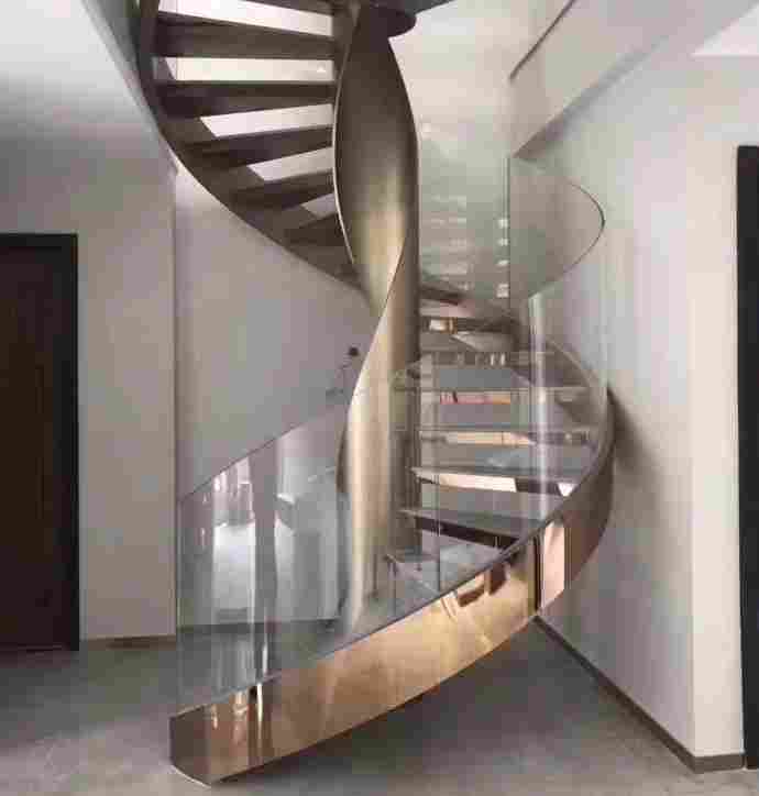 微信图片_20231219145320.png 大理石楼梯与玻璃栏杆的常见组合方式