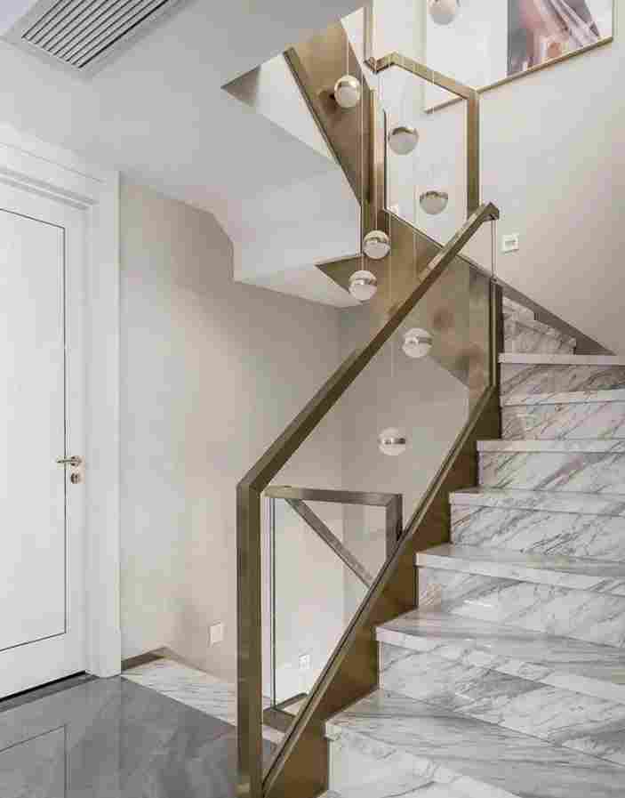 微信图片_20231219145323.png 大理石楼梯与玻璃栏杆的常见组合方式