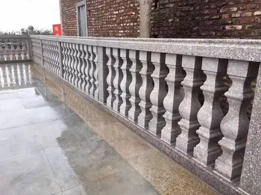 微信图片_20231202084633.jpg 不同用途的栏杆在选材、规格、样式上也有着很大的不同