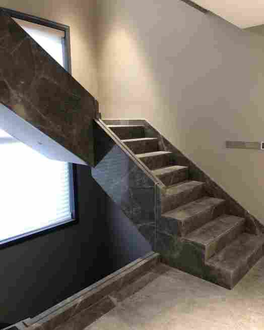 爱马仕灰、雅士白大理石楼梯做法实例