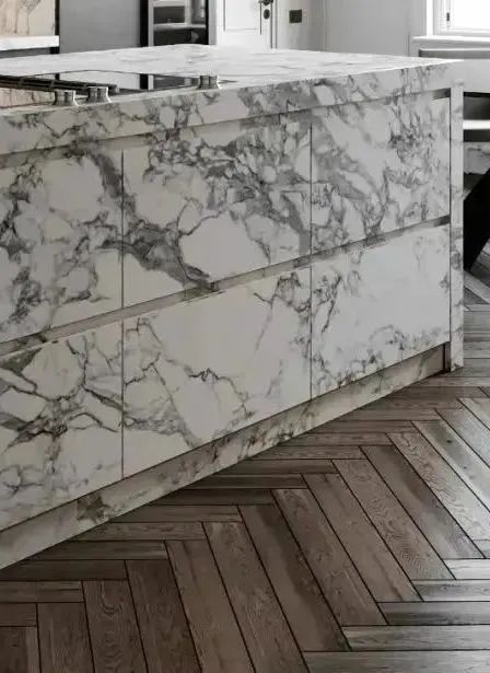 三十年的老师傅告诉你：为什么柜体一定要用石材？