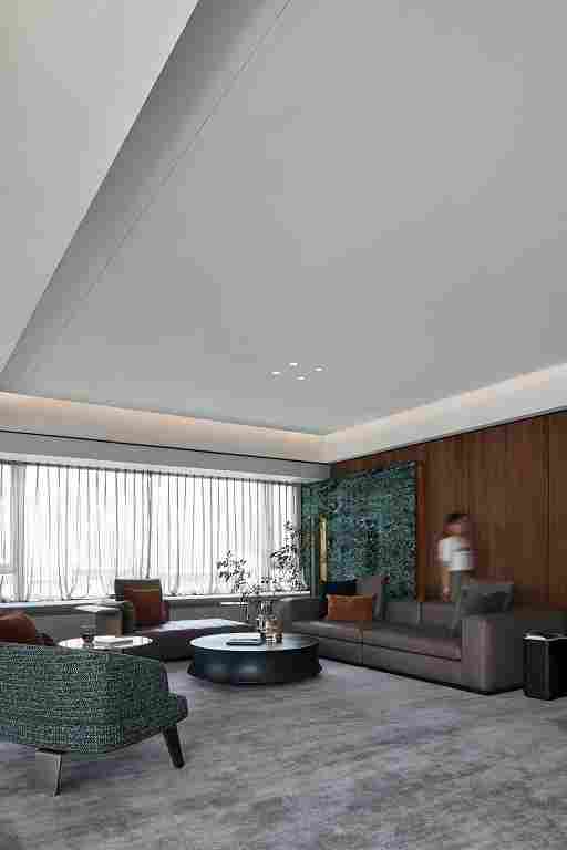 普拉达绿为什么如此受欢迎？