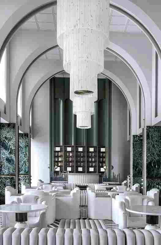 普拉达绿为什么如此受欢迎？