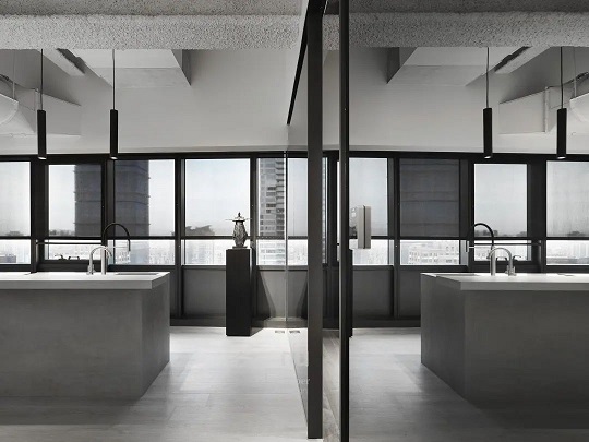 大理石打造的办公室你见过吗？