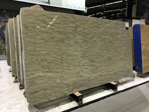 这些石材里面都有化石，原来化石离我们那么近