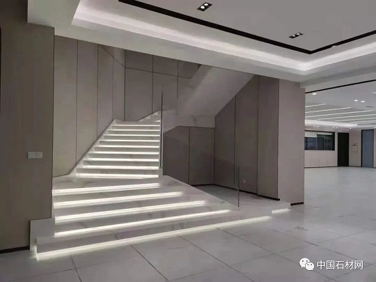 岩板楼梯缺陷都在这了，要注意这几个点