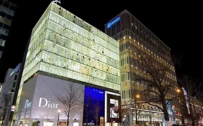 光与奢石的偶然相遇，会产生什么样的奇妙反应？