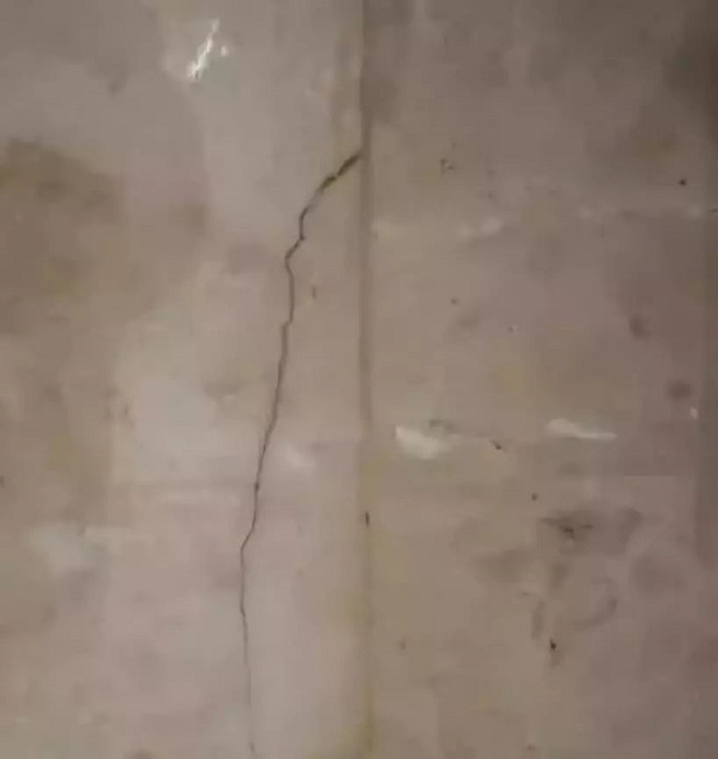 石材究竟为何会裂开破碎？原因不只是质量问题！