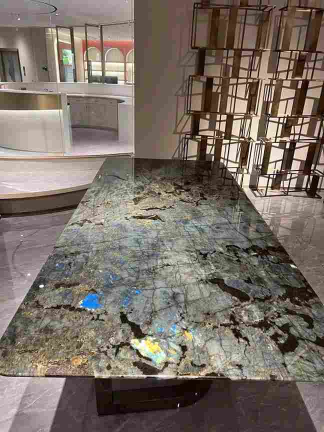 选餐桌纠结大理石&岩板的，优缺点一次盘明白