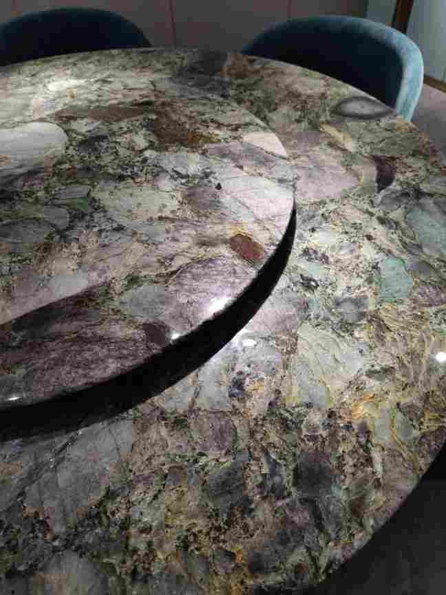 选餐桌纠结大理石&岩板的，优缺点一次盘明白
