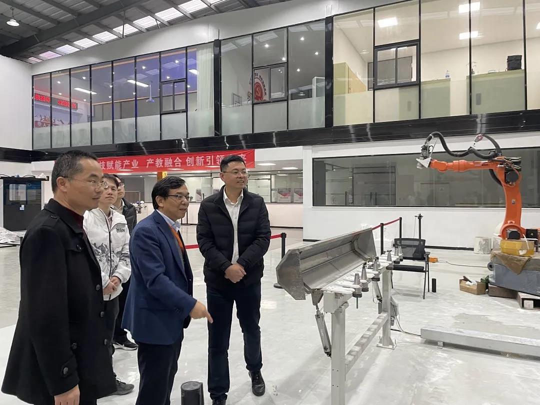 破难题，促转型，南安市领导赴南安华大石材产业技术研究院调研