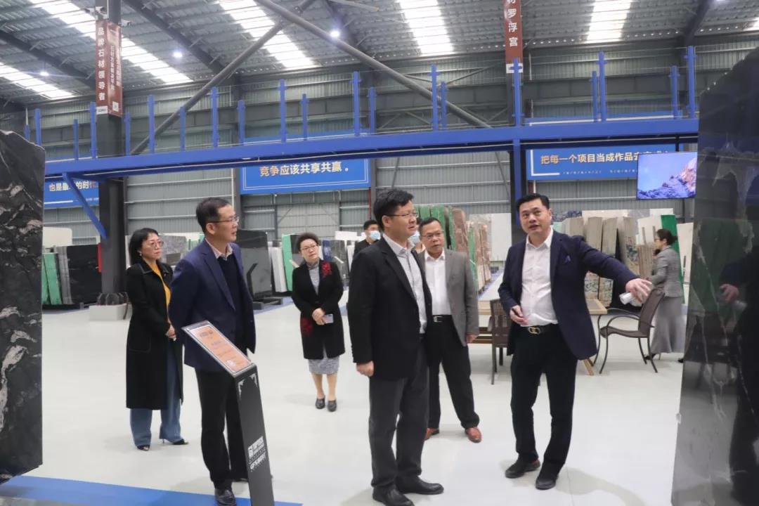 微信图片_20211202083750.jpg “云”展会3600件“云”产品荟萃,第十八届云浮国际石材科技展览会今日盛大开幕