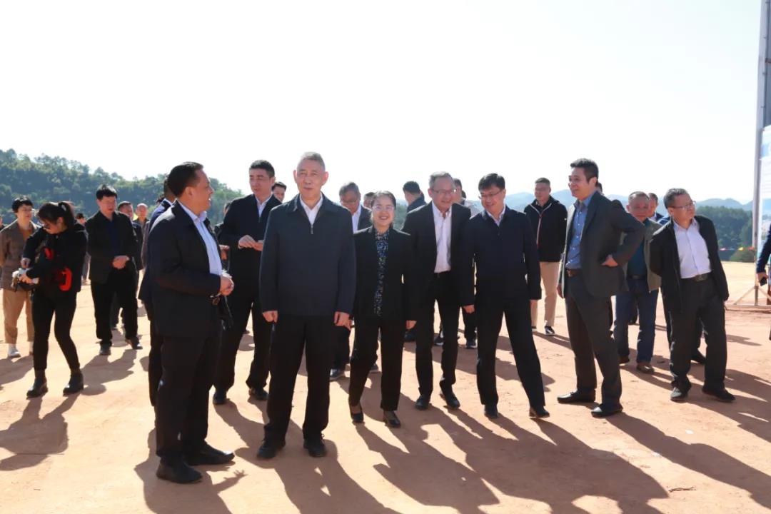 广西自治区副主席周成方一行莅临南部（岑溪）石材循环生态产业园调研！