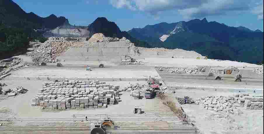 坚决打赢打好矿山整治攻坚战！中国东部（德兴）石材循环经济产业园矿山整治工作推进会召开!