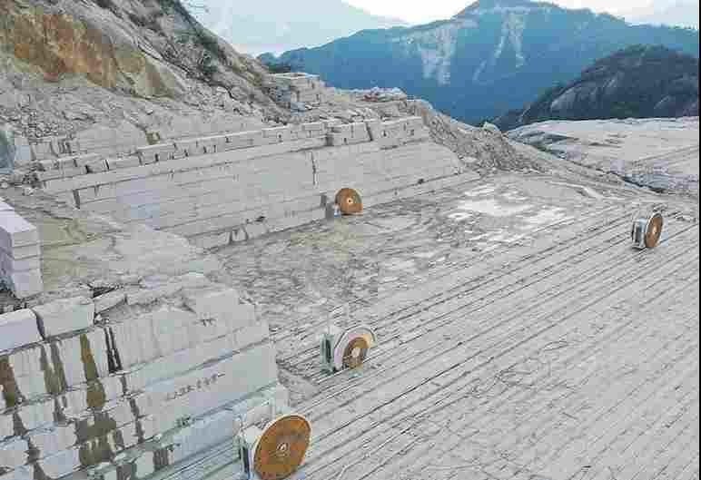 坚决打赢打好矿山整治攻坚战！中国东部（德兴）石材循环经济产业园矿山整治工作推进会召开!