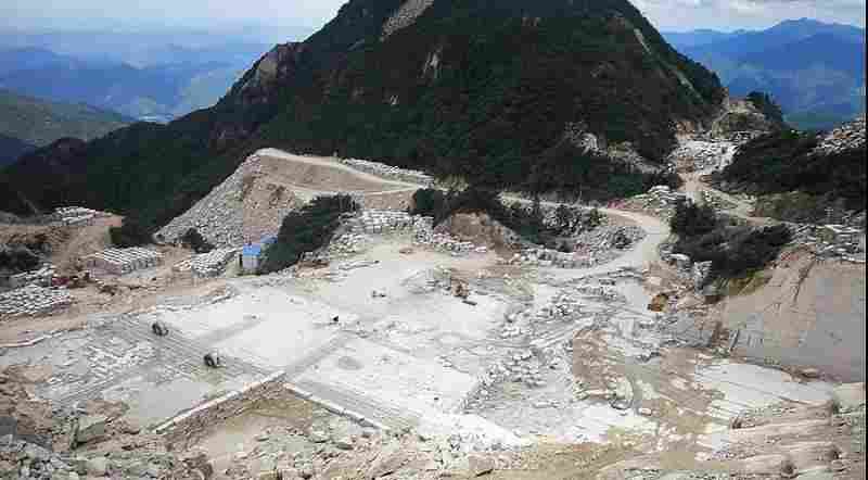 坚决打赢打好矿山整治攻坚战！中国东部（德兴）石材循环经济产业园矿山整治工作推进会召开!