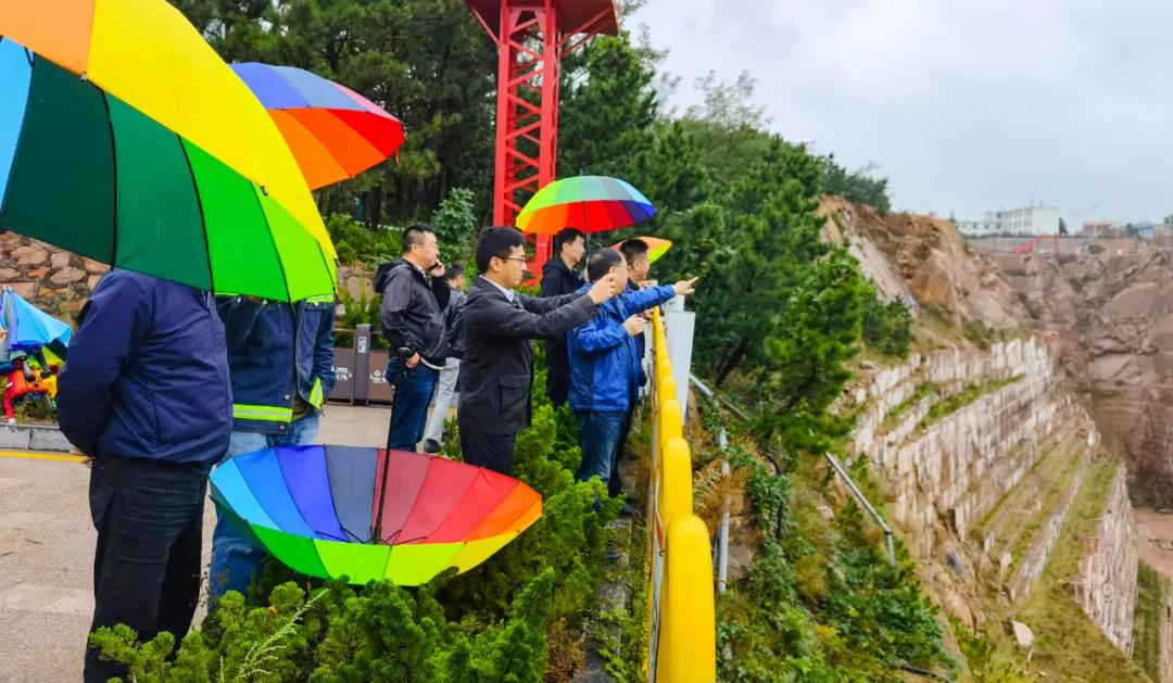 考察几大知名花岗岩产区，把中部（麻城）石材产业园建成中国临矿产业集群标杆园区达成共识