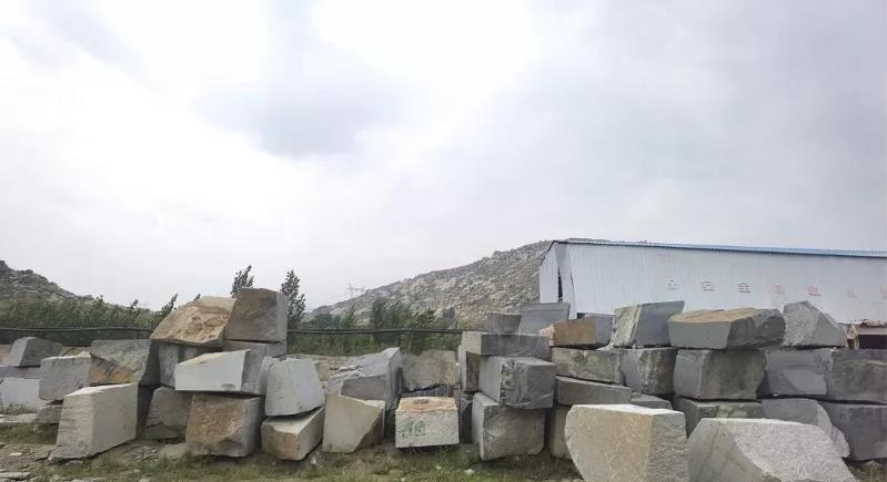 济宁邹城市石材产业园依托“谷山灰”、“槐花绿”石材品种开工