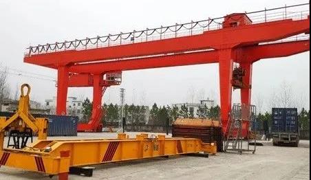 进川物流公司助力麻城夺“全国百强”