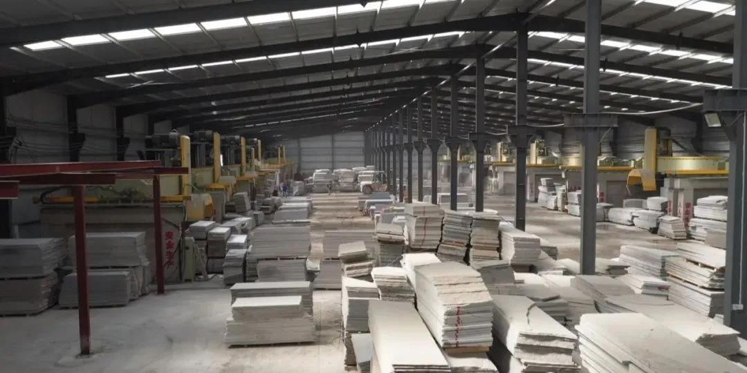 肃北马鬃山石材产业园按下“快进键”！开足马力促生产！