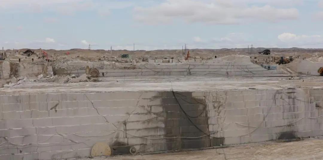肃北马鬃山石材产业园按下“快进键”！开足马力促生产！
