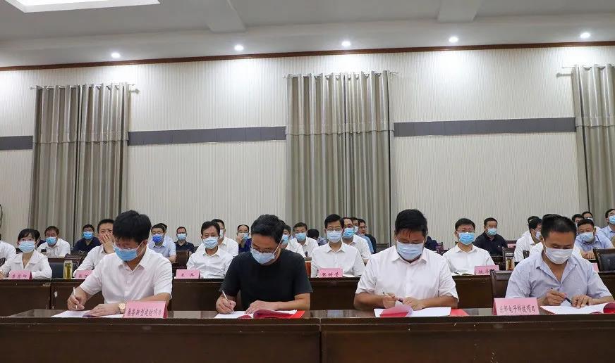 总投资33亿元，6个重点项目在泌阳成功签约，其中三个为石材项目！