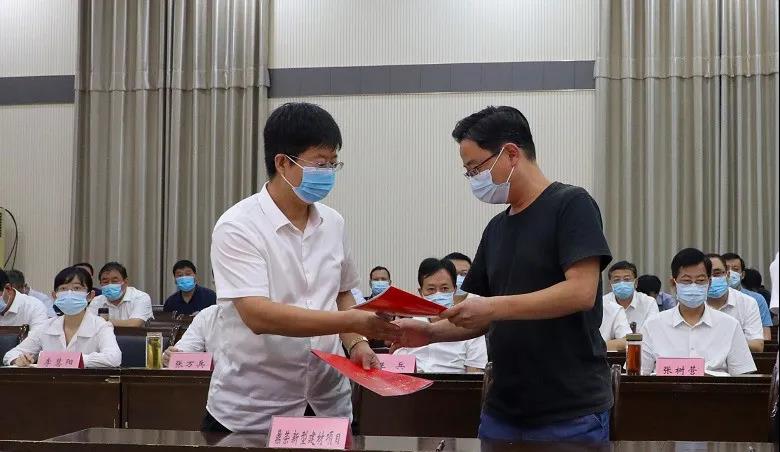 总投资33亿元，6个重点项目在泌阳成功签约，其中三个为石材项目！