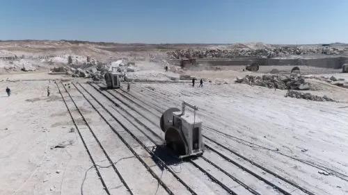 酒泉市肃北县花岗岩矿区石材集中生产加工产业园区项目正式投产