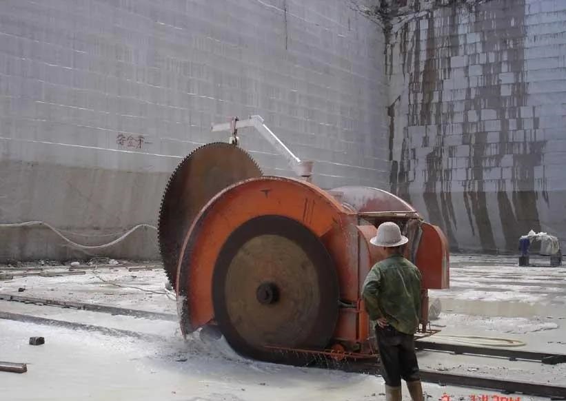 1.36亿元!甘肃建投竞得榆中储量超5000万立方米花岗岩矿 1.36亿元!甘肃建投竞得榆中储量超5000万立方米花岗岩矿