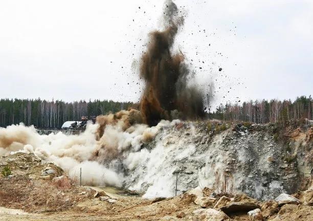 中央交办!云南曲靖陆良多家采石场、石材加工厂被限期整改! 中央交办!云南曲靖陆良多家采石场、石材加工厂被限期整改!