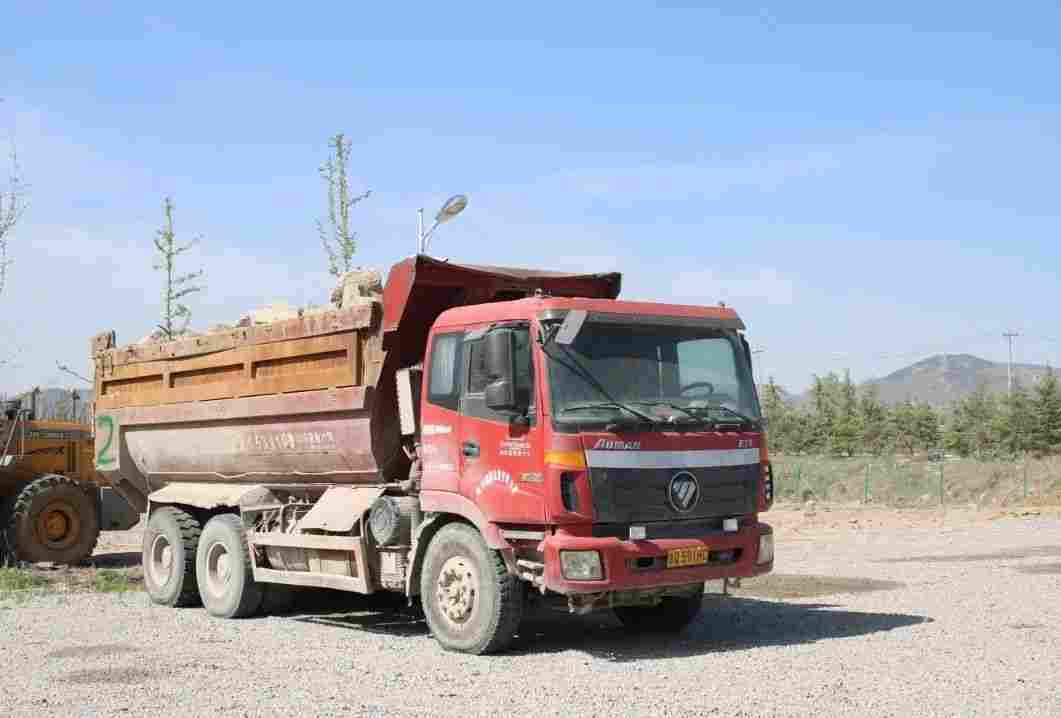 五莲县超限超载卸货场正式启用——助力石材物流业安全发展！