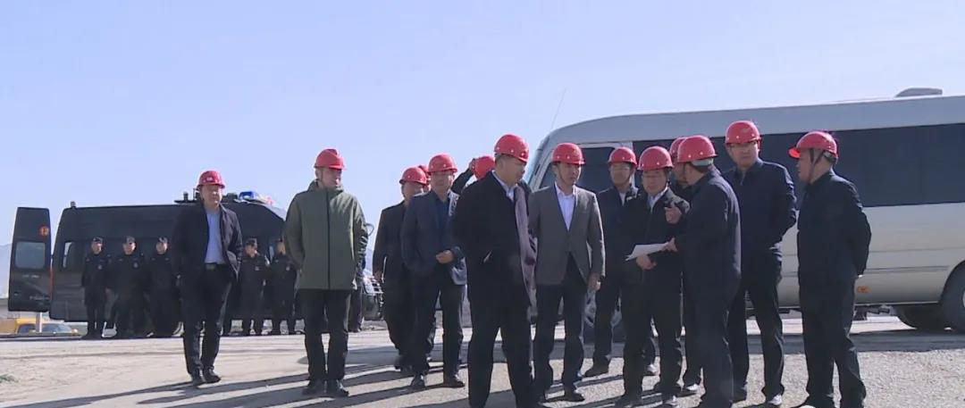 五莲县委书记马维强石材产业园(街头镇)现场督导安全生产隐患整改工作 五莲县委书记马维强石材产业园(街头镇)现场督导安全生产隐患整改工作